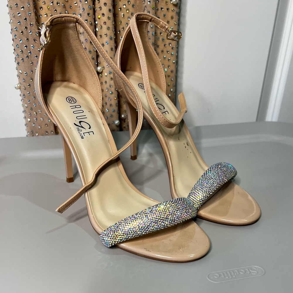 Nude rhinestone heels 8.5